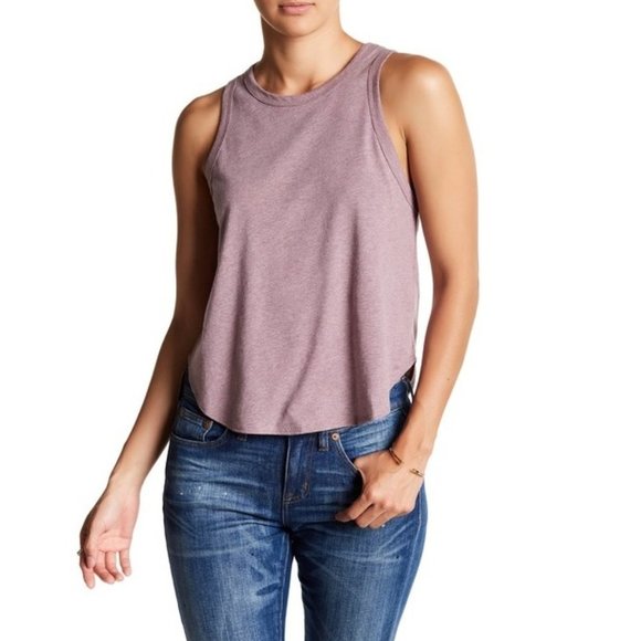 🛍️ Melrose and Market Curved Hem Tank - Picture 1 of 6